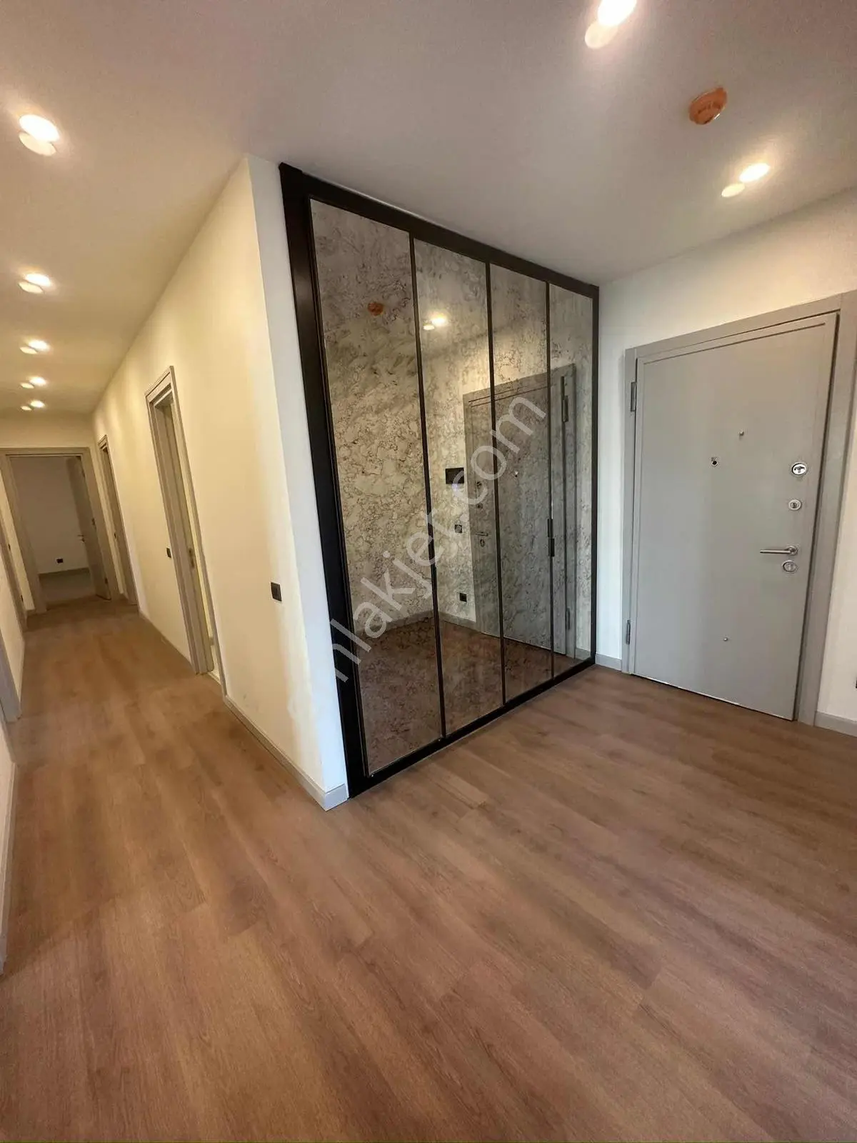 Avangart 4+1 Kiralık Boş Vadi Cephe - Görsel 2