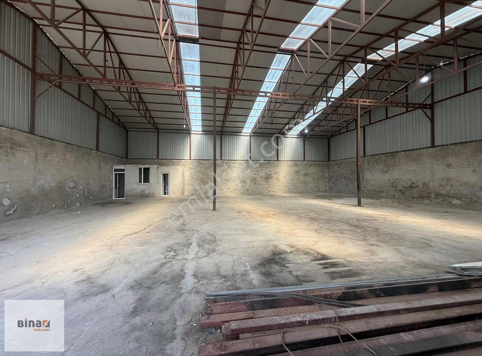 Menderes Oğlananası'nda Tır Girişine Uygun 500 M² Kiralık Depo - Görsel 17