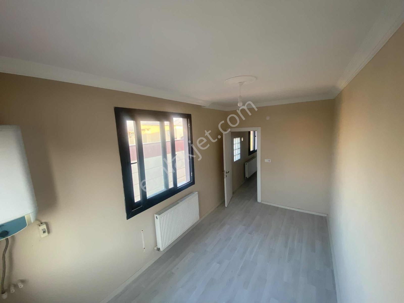 Bornova Kızılay Mah Uygun Fiyatlı 3 Adet !!1+1 Daire - Görsel 16