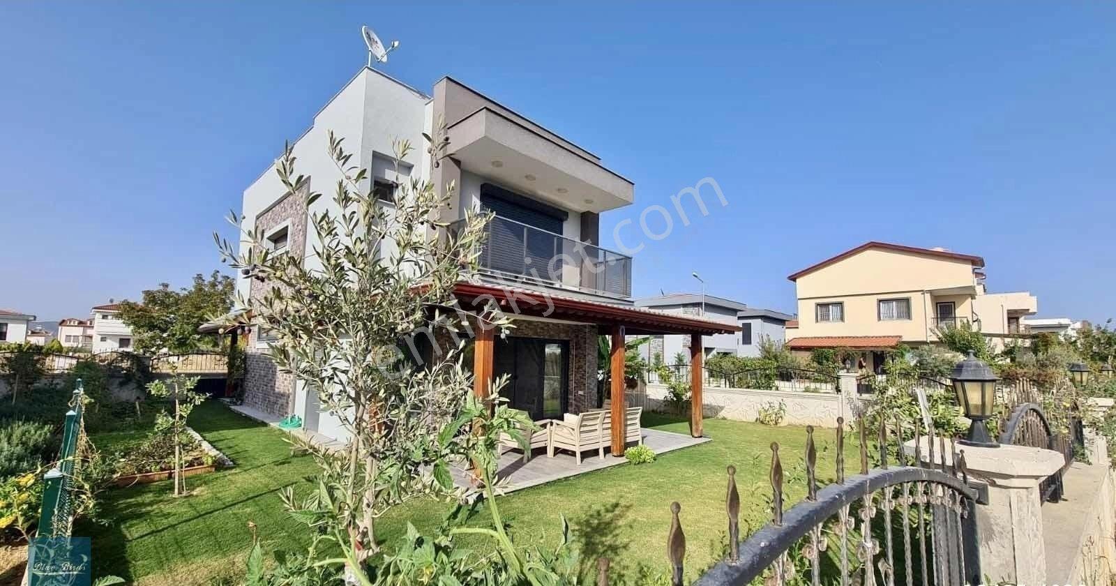 Soğucakta Denize Yürüme Mesafesi Özel Mülk Tek Villa - Görsel 15