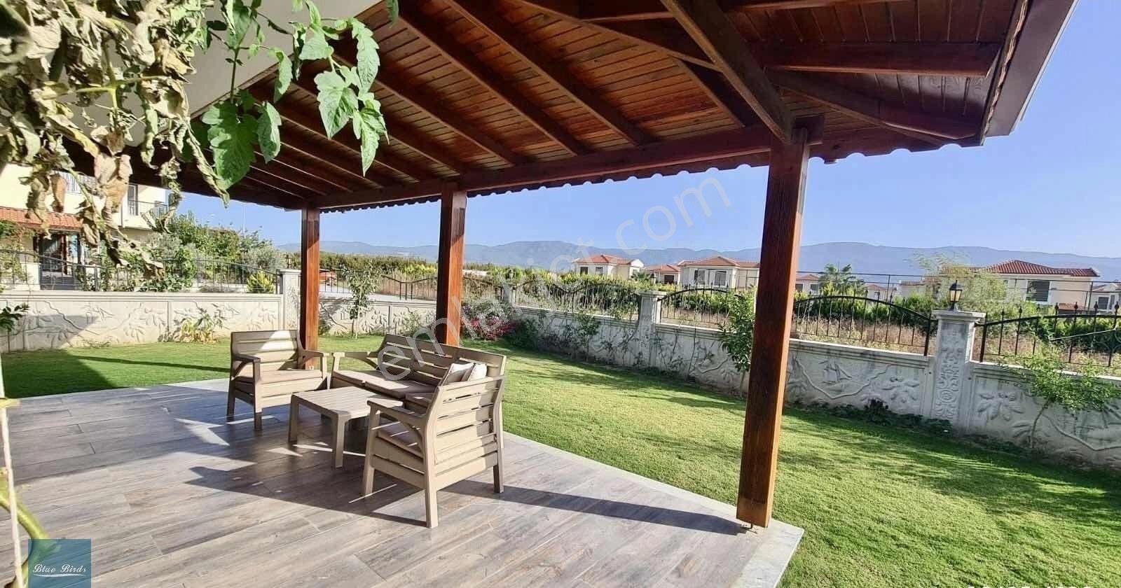 Soğucakta Denize Yürüme Mesafesi Özel Mülk Tek Villa - Görsel 12