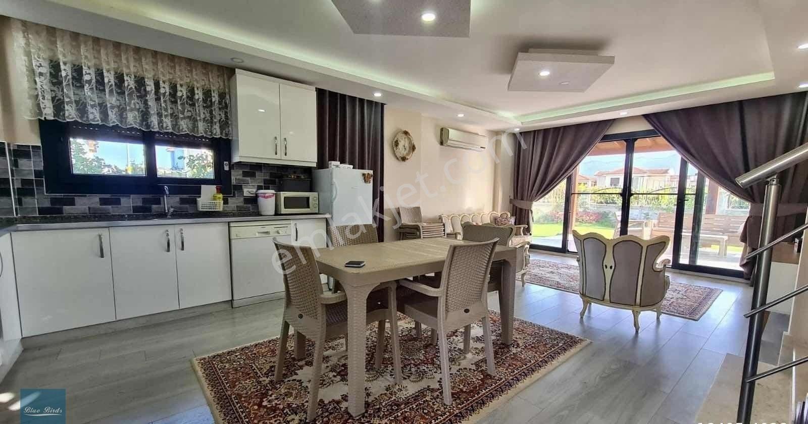 Soğucakta Denize Yürüme Mesafesi Özel Mülk Tek Villa - Görsel 8