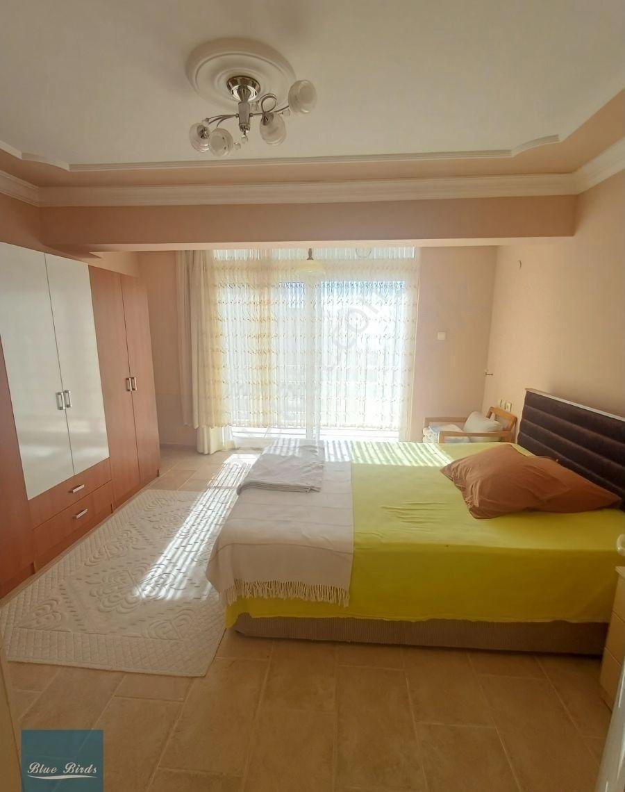 Plaja 400 Metre 4+2 Bakımlı Villa - Görsel 11