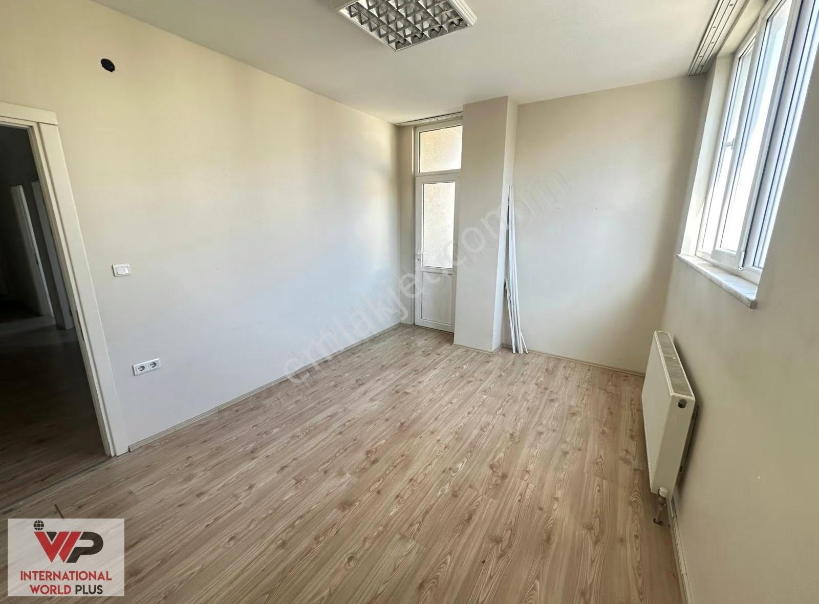 Pendik Dumlupınar'da Ankara Cad. Üzerinde 420 M² Kiralık İşyeri - Görsel 23