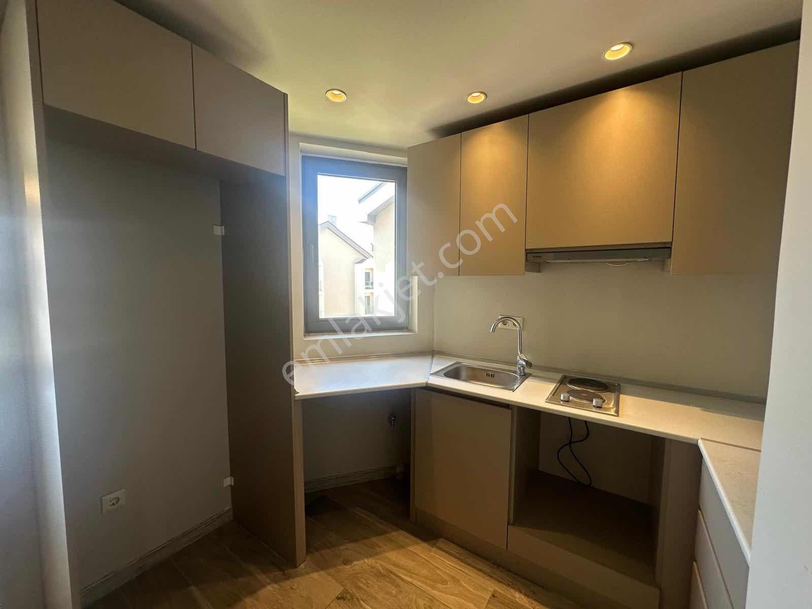 Cadde 54 Kiralık Ofisler Ve Bahçe Manzaralı - Görsel 14