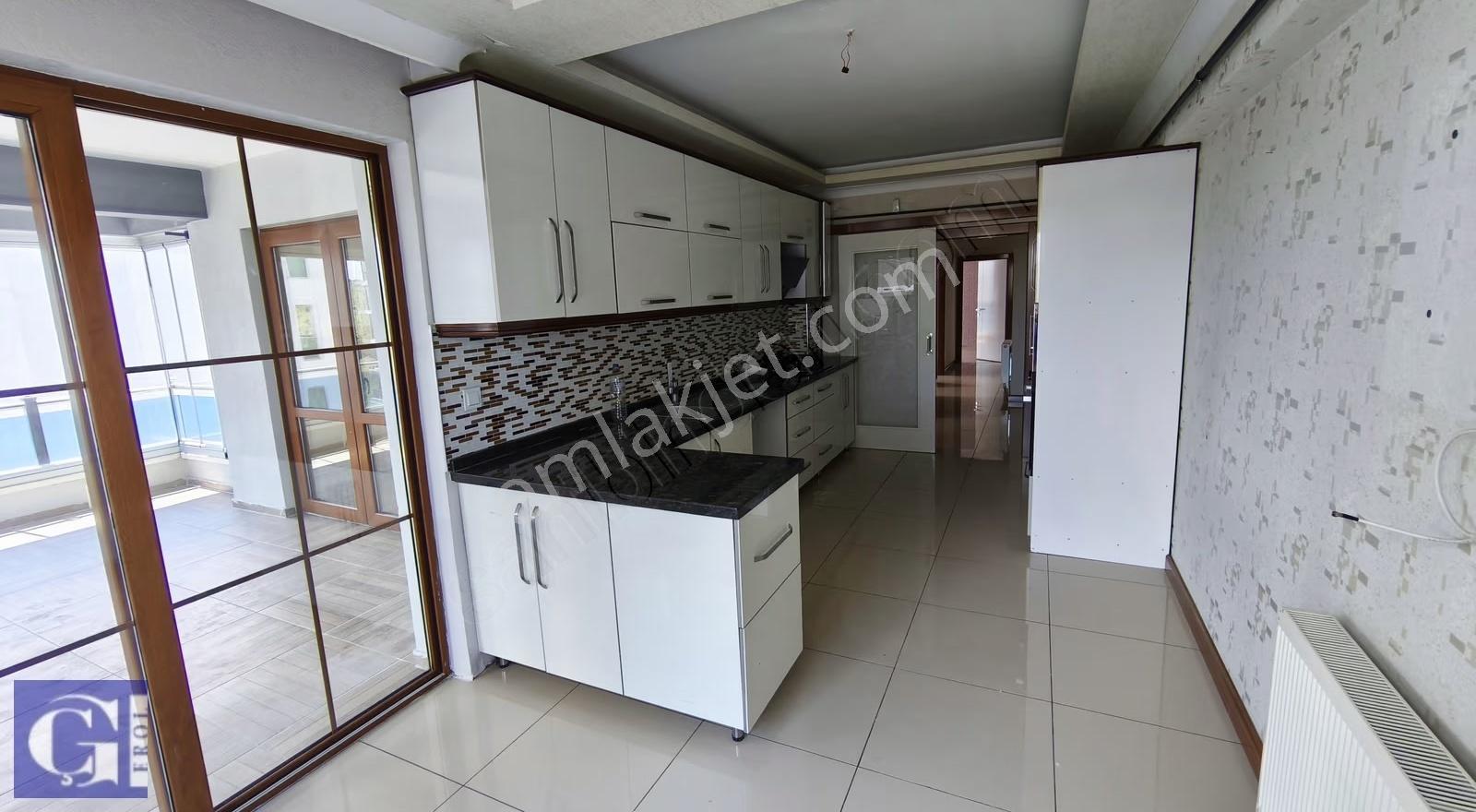 Bakımlı - Geniş - Sosyal Donatılı - 4+1 - Site Dairesi - Görsel 20