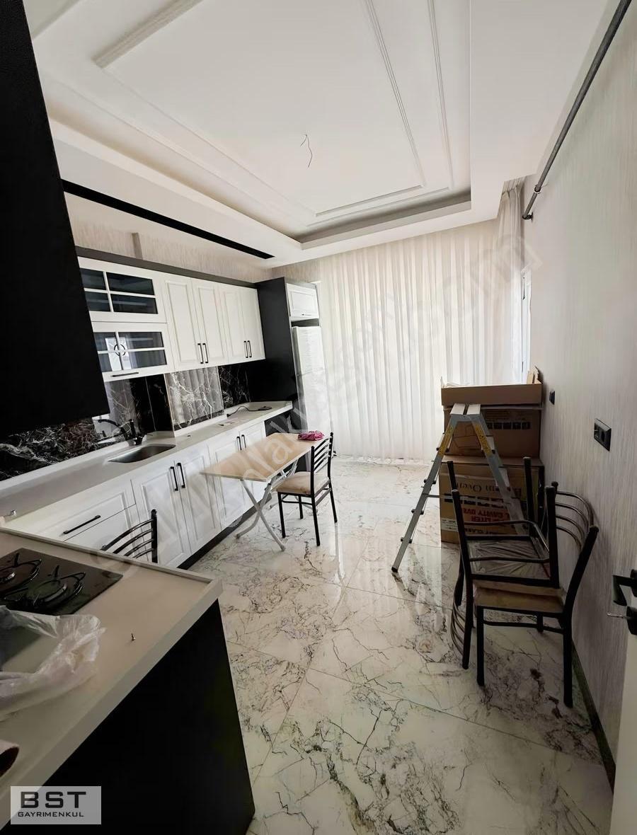Emirgazi Mh 3+1 135m2 Net Siteiçi Arakat K.otoparklı - Görsel 17