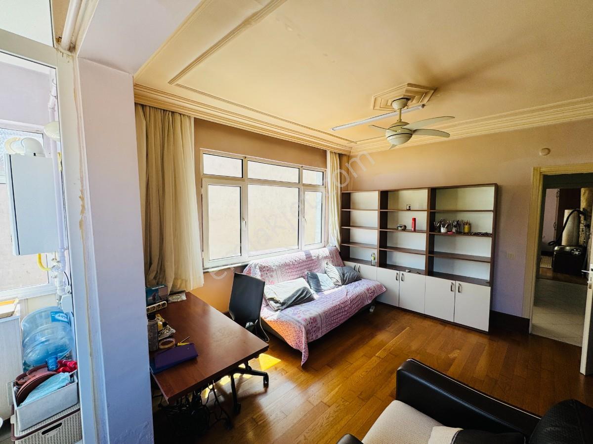 Turyap Alphadan Keçeciler Caddesinde Full Eşyalı Kiralık 3+1 - Görsel 18