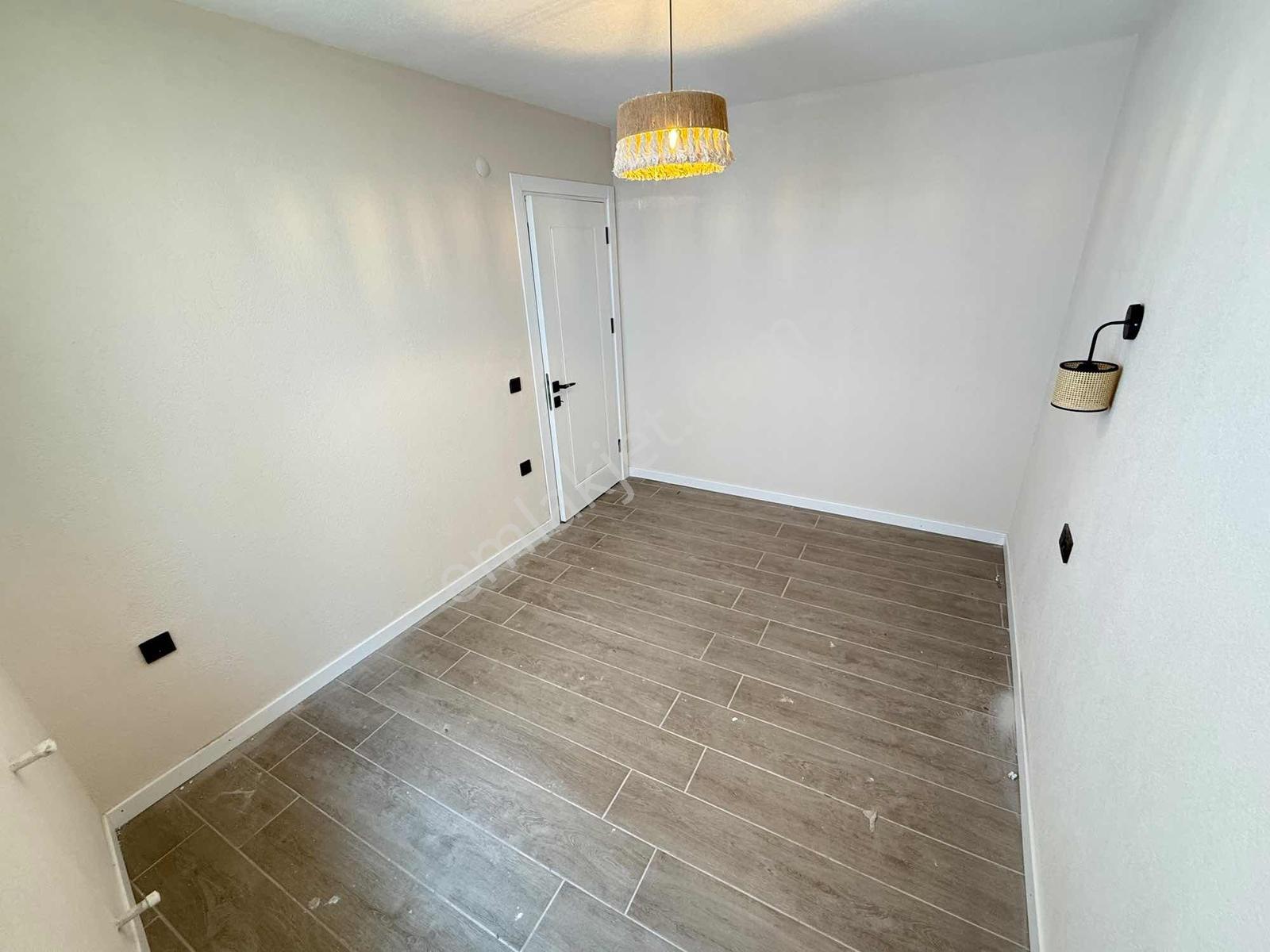Urla Yaka Mahalle'de Kiralık Sıfır Eşyalı 1+1 Daire - Görsel 6