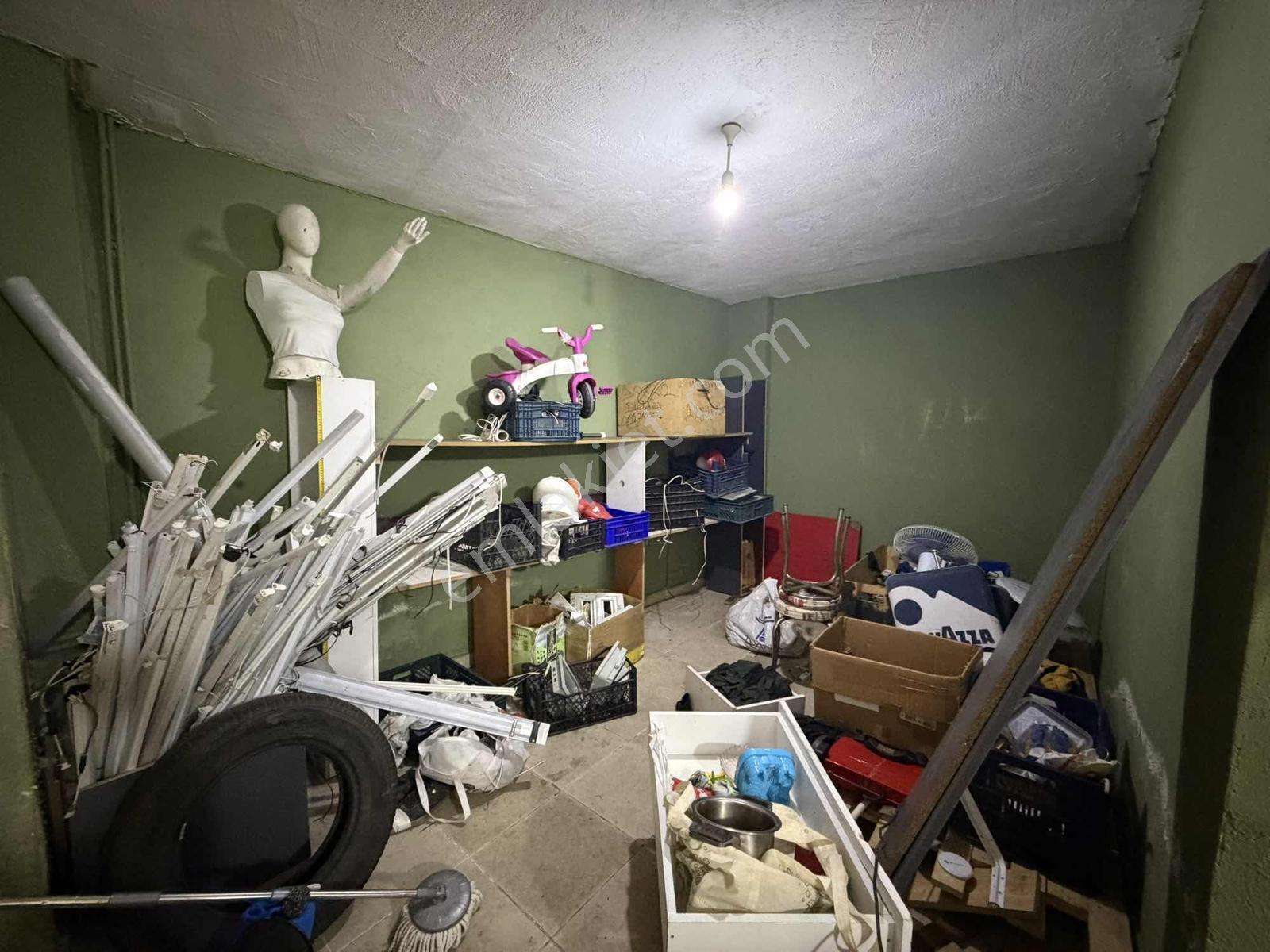 Esenyurt Atalay Caddesi 130m2 Cadde Üzeri Satılık Depolu Dükkan - Görsel 15