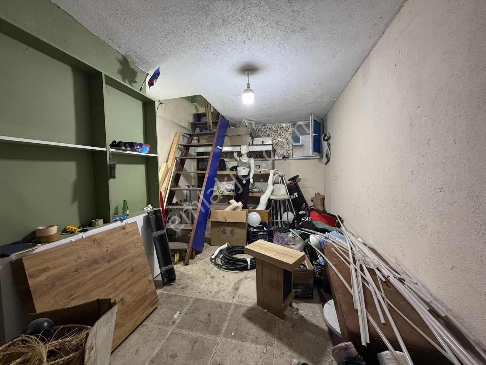 Esenyurt Atalay Caddesi 130m2 Cadde Üzeri Satılık Depolu Dükkan - Görsel 14