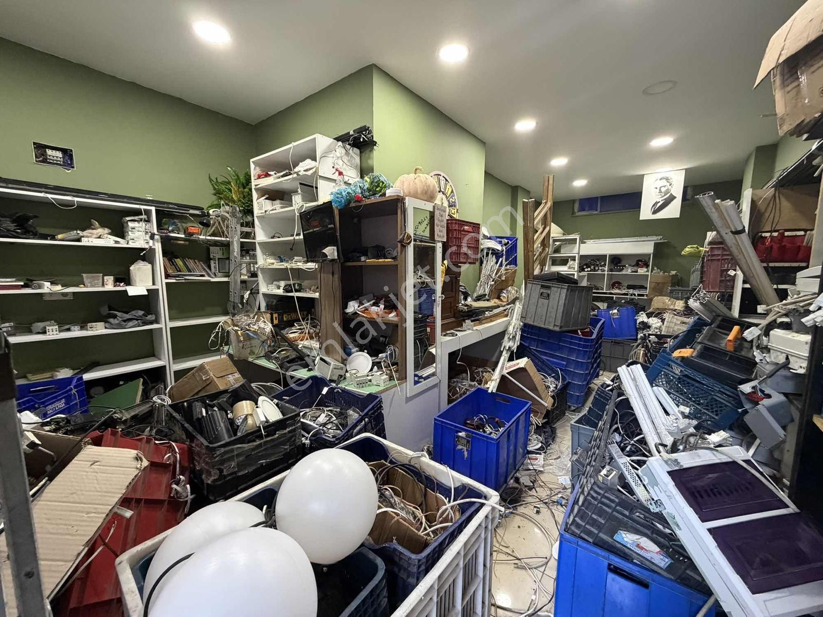 Esenyurt Atalay Caddesi 130m2 Cadde Üzeri Satılık Depolu Dükkan - Görsel 12