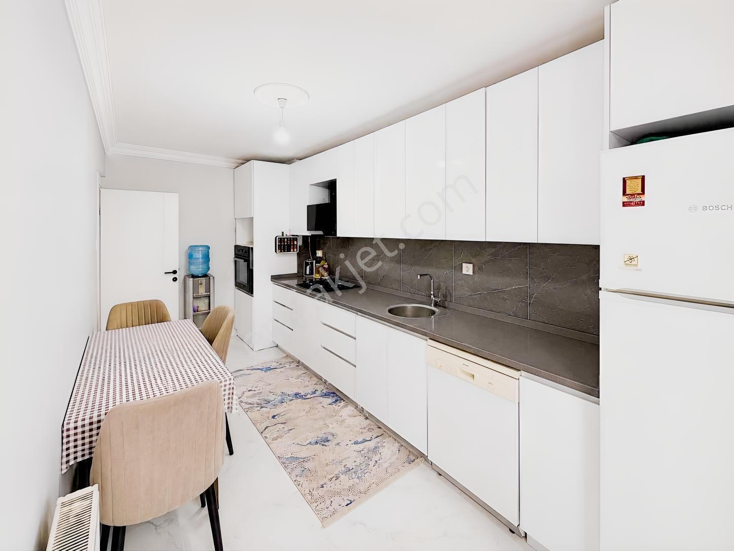 Esenlik Mah. Yeşilyurt Hastanesi Yakını 3+1 Satılık Daire - Görsel 18