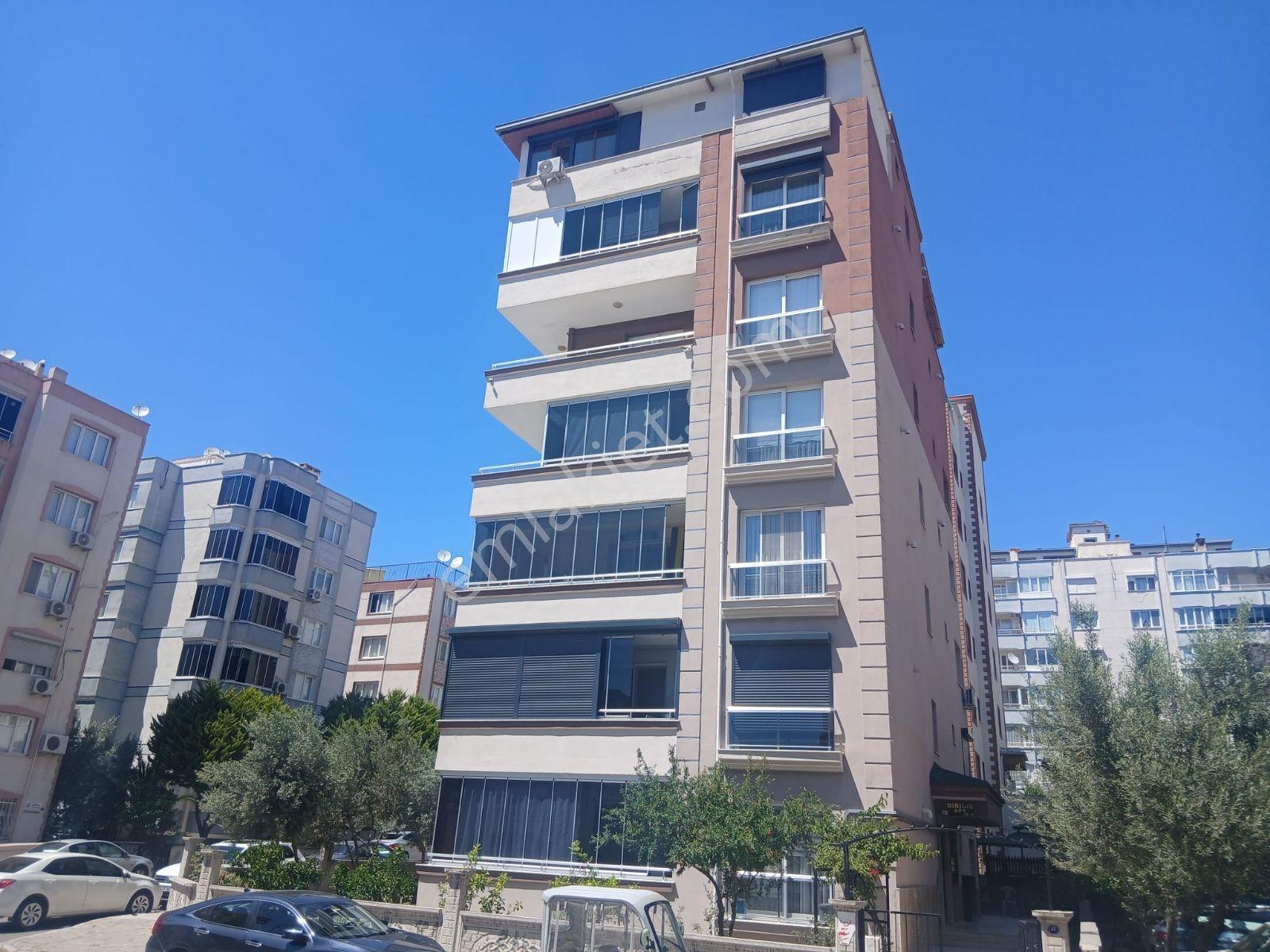 Aliağa Merkezde Satılık 220 M² 7 Yaşında Dubleks - Görsel 7