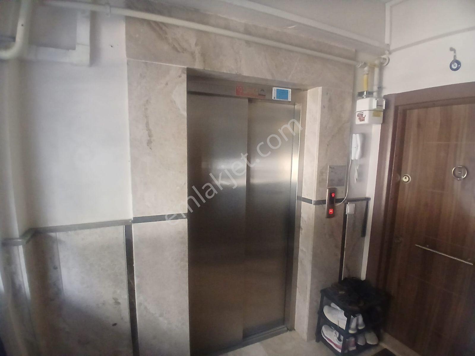 Aliağa Merkezde Satılık 220 M² 7 Yaşında Dubleks - Görsel 22