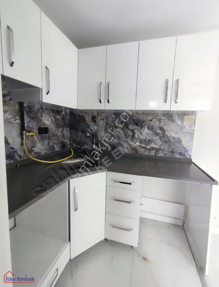 Eğitim Fakültesi Yakını Sıfır Asansörlü 1+1 Kiralık - Görsel 13