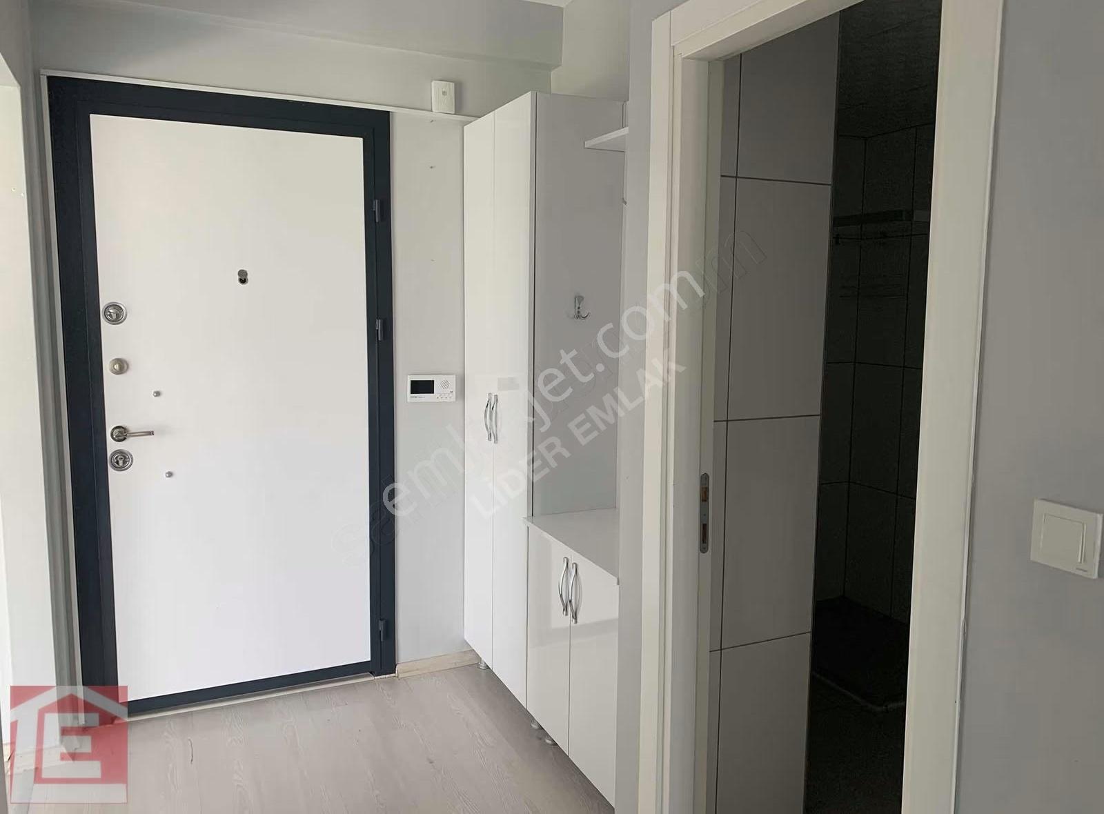 Lider'den Kiralık Site İçerisinde Güvenlikli Havuzlu Bahçe Katı - Görsel 6