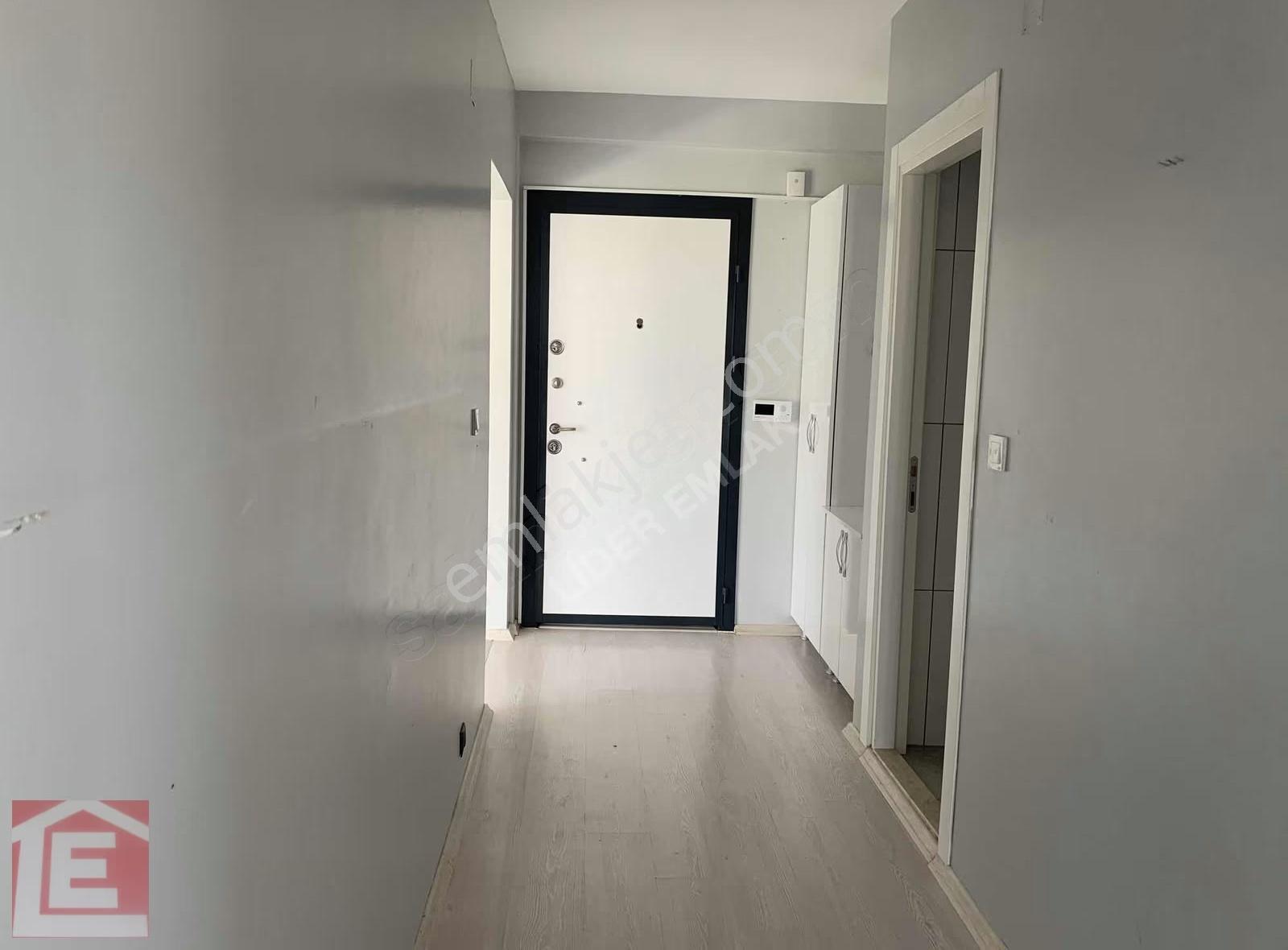 Lider'den Kiralık Site İçerisinde Güvenlikli Havuzlu Bahçe Katı - Görsel 18