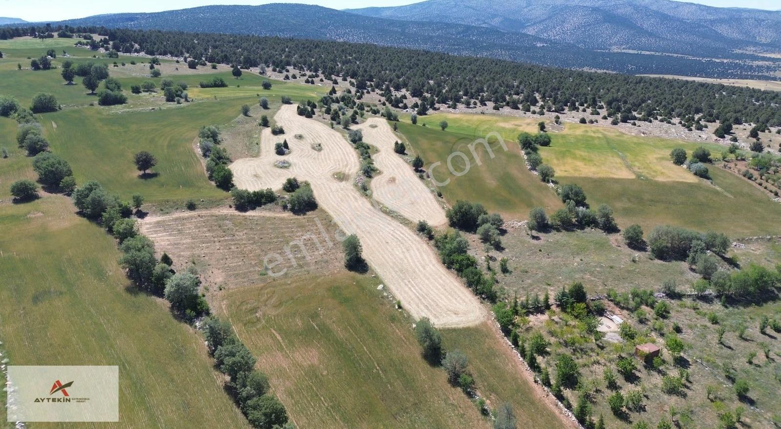 Akören Alan Mahallesi'nde 9.067 M² Müstakil Tapulu Tarla
