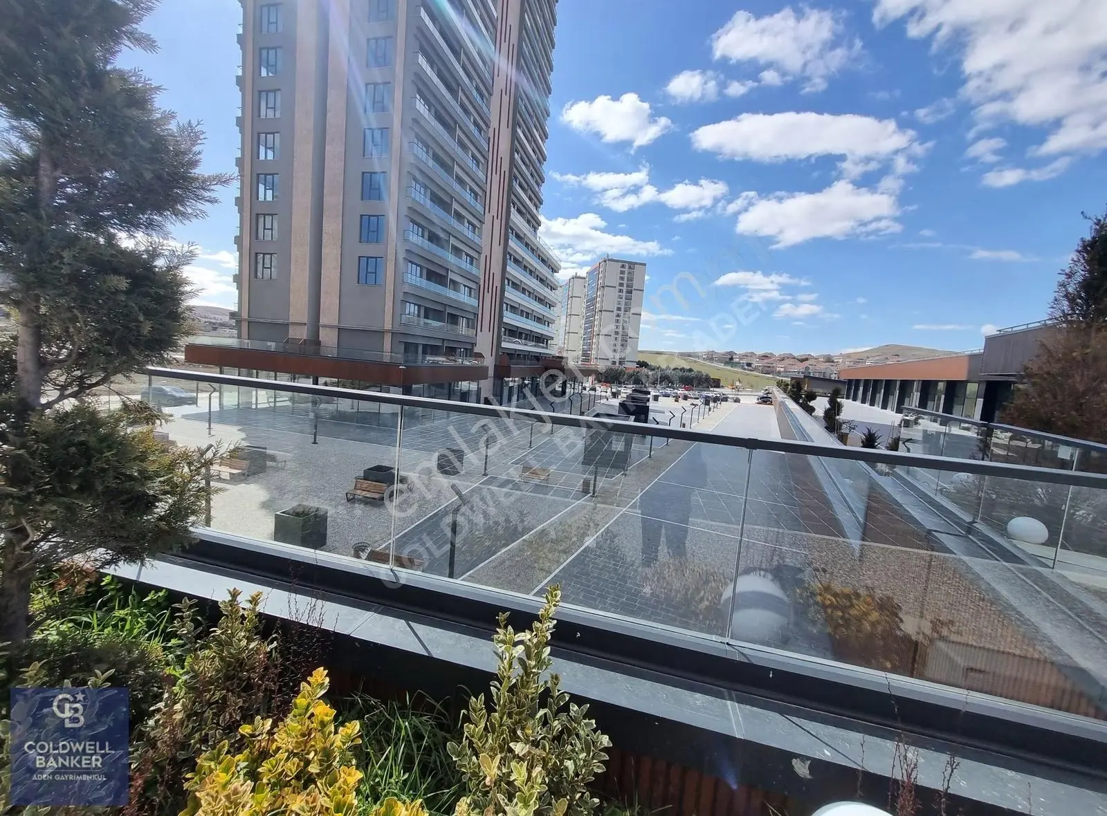 Yaşamkent Bordo Yaşam Konutları Teraslı 1+1 80m2 Ara Kat Daire - Görsel 35