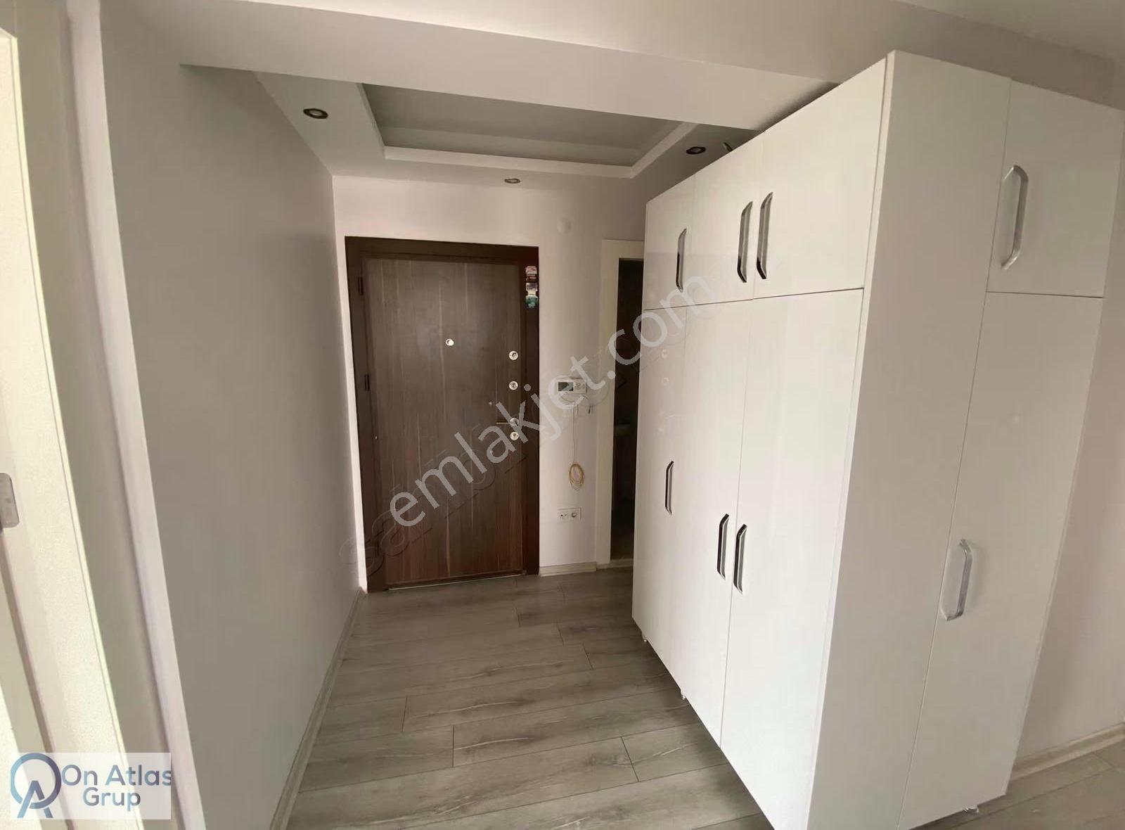 Menemen'de Havuzlu Site İçerisinde Geniş 2+1 Kiralık Daire - Görsel 12