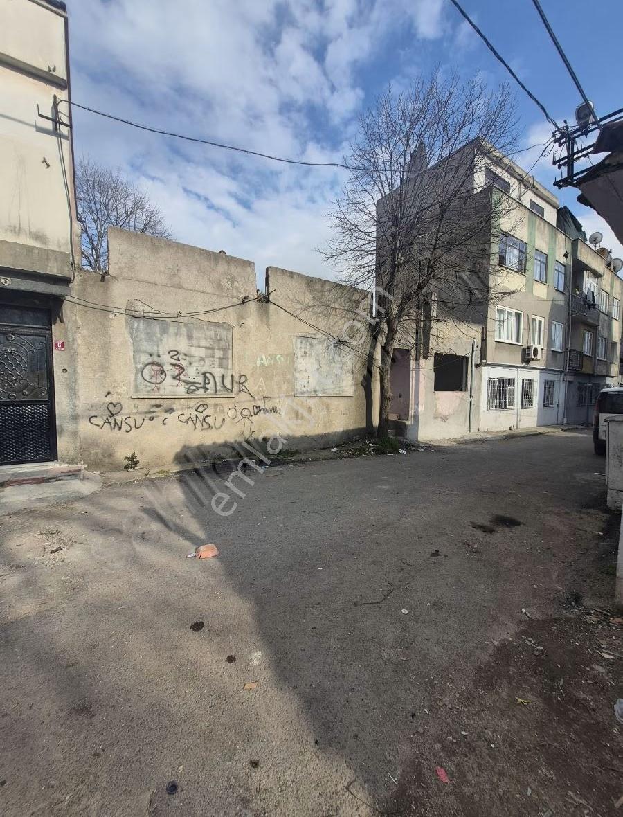 Çınarlı Mahallesinde Satılık 233m2 Arsa