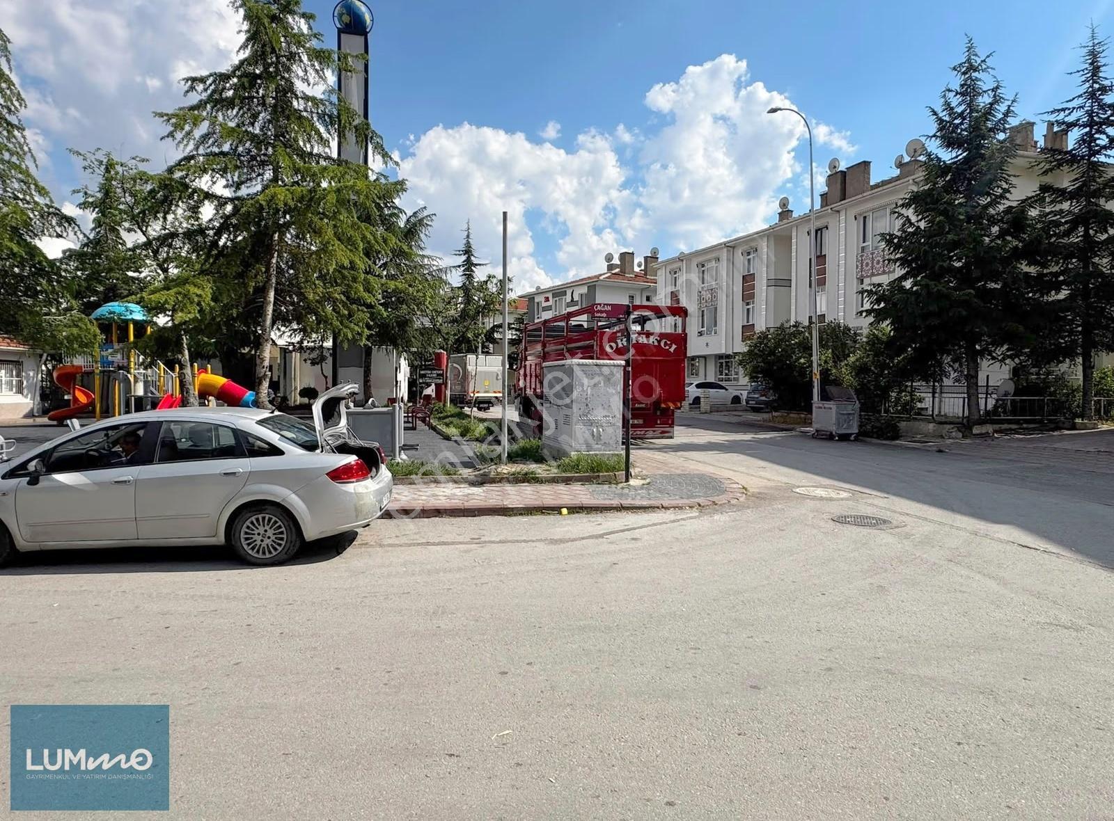 Sağlık Ocağı Karşısı Eczaneye Uygun 80m2 Köşe Dükkan - Görsel 6
