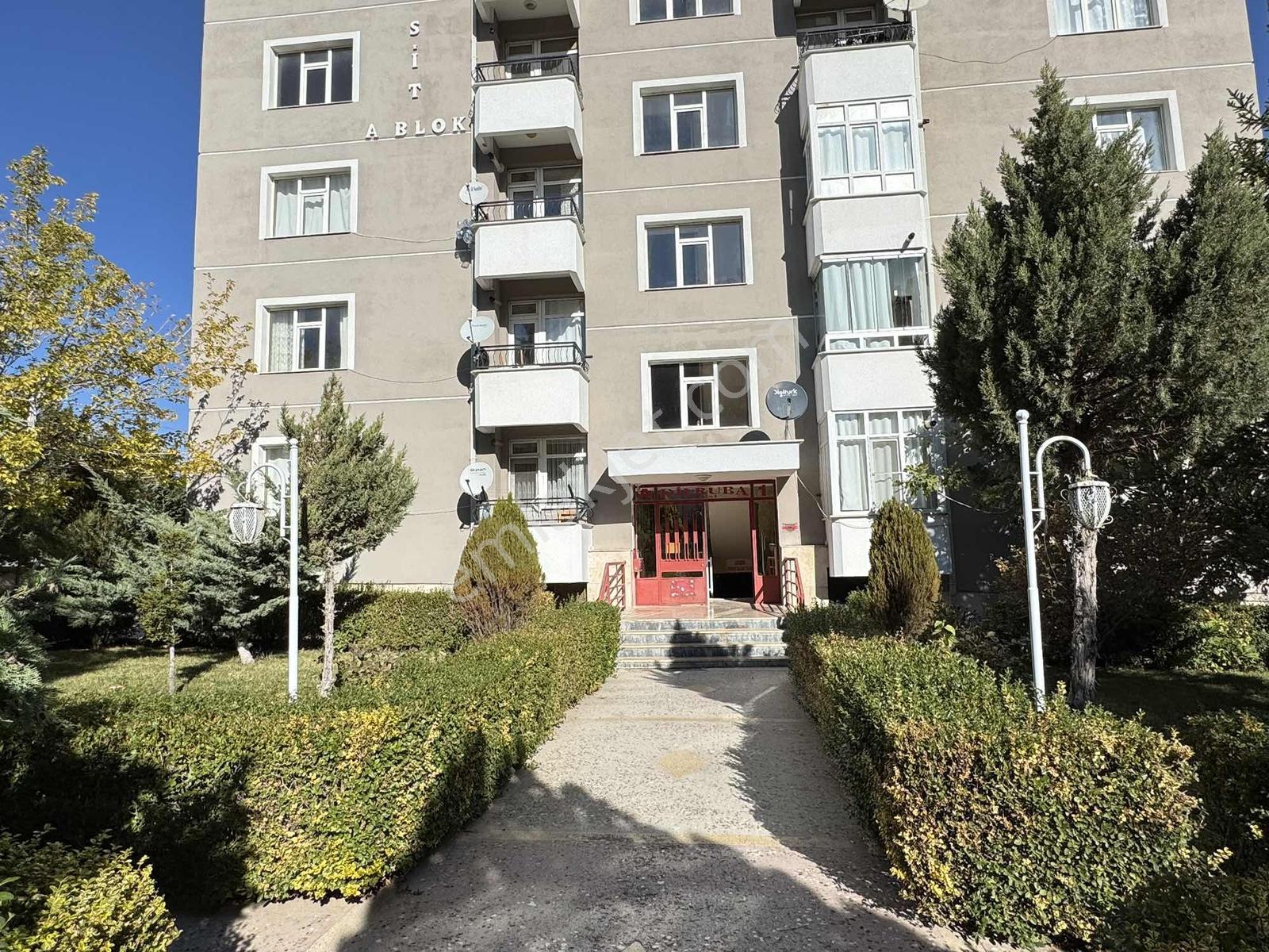 Net Emlaktan Üniversite Karşısı Kombili 3+1 Ara Kat Daire - Görsel 14
