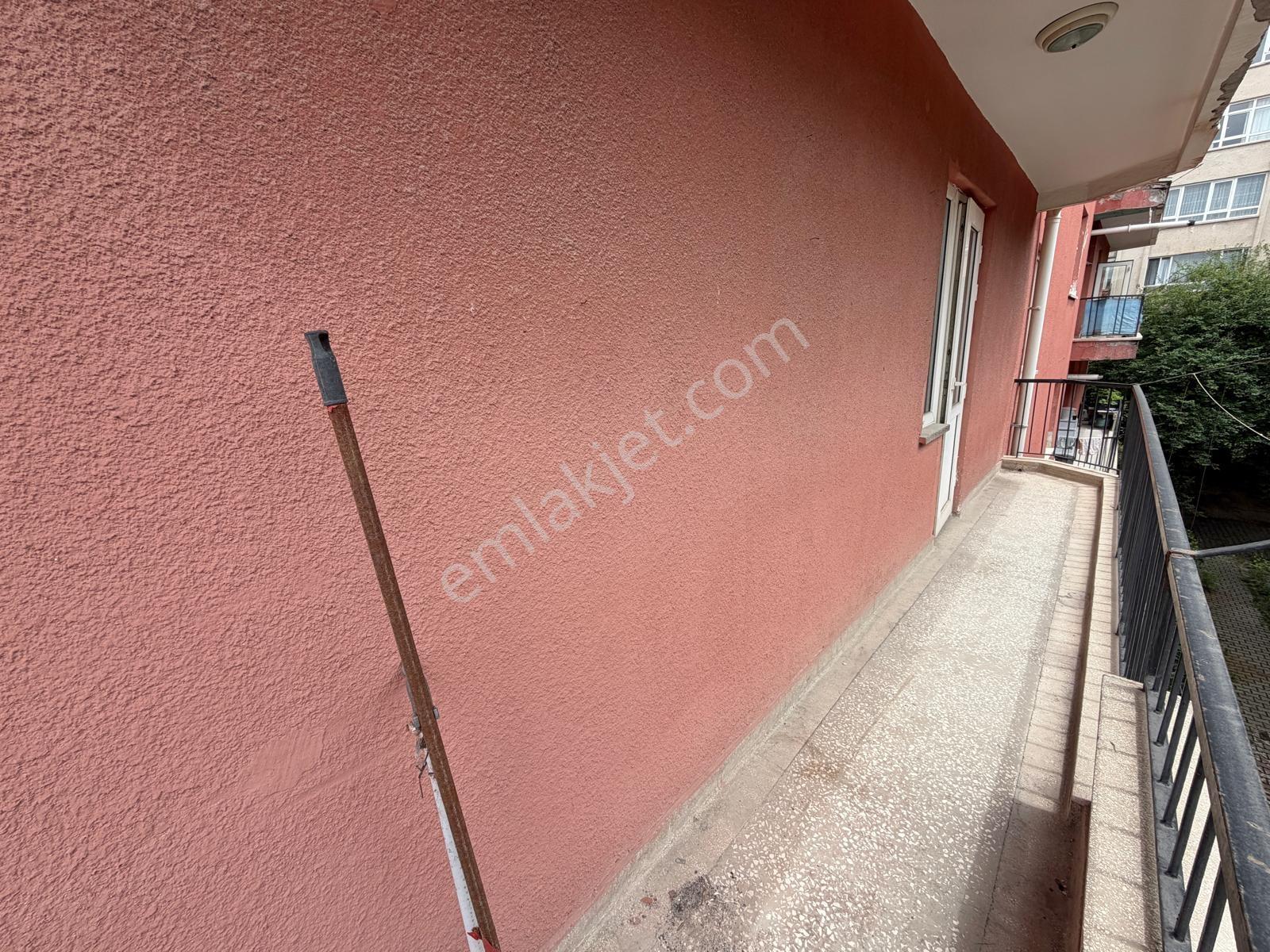 Gop Yakını Vedat Dalokay Paralelinde Ara Katta 3+1 Kiralık Daire - Görsel 21