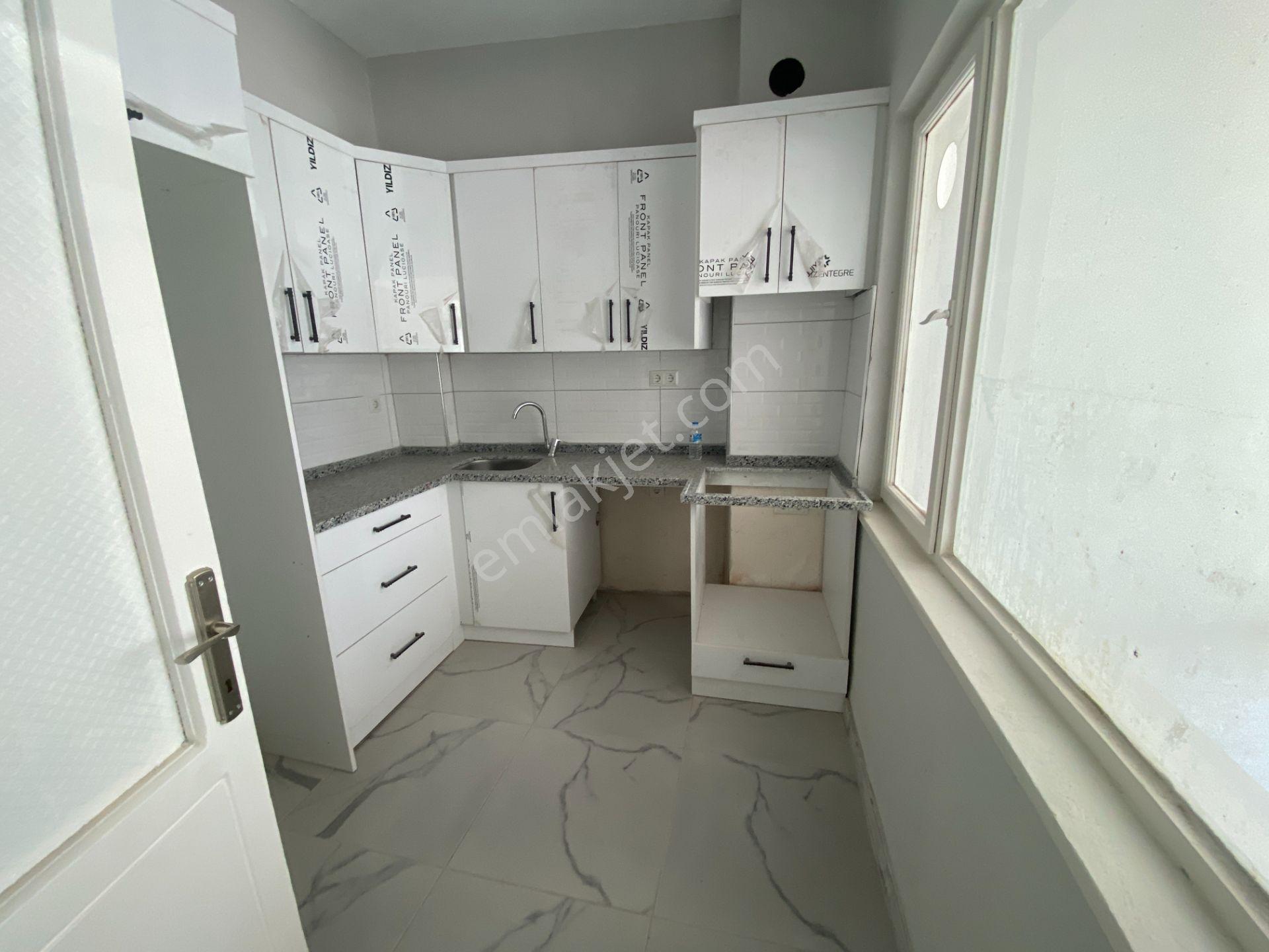 İzmit Çarşı Merkezinde Yatırıma Uygun 3+1 Satılık Daire - Görsel 24