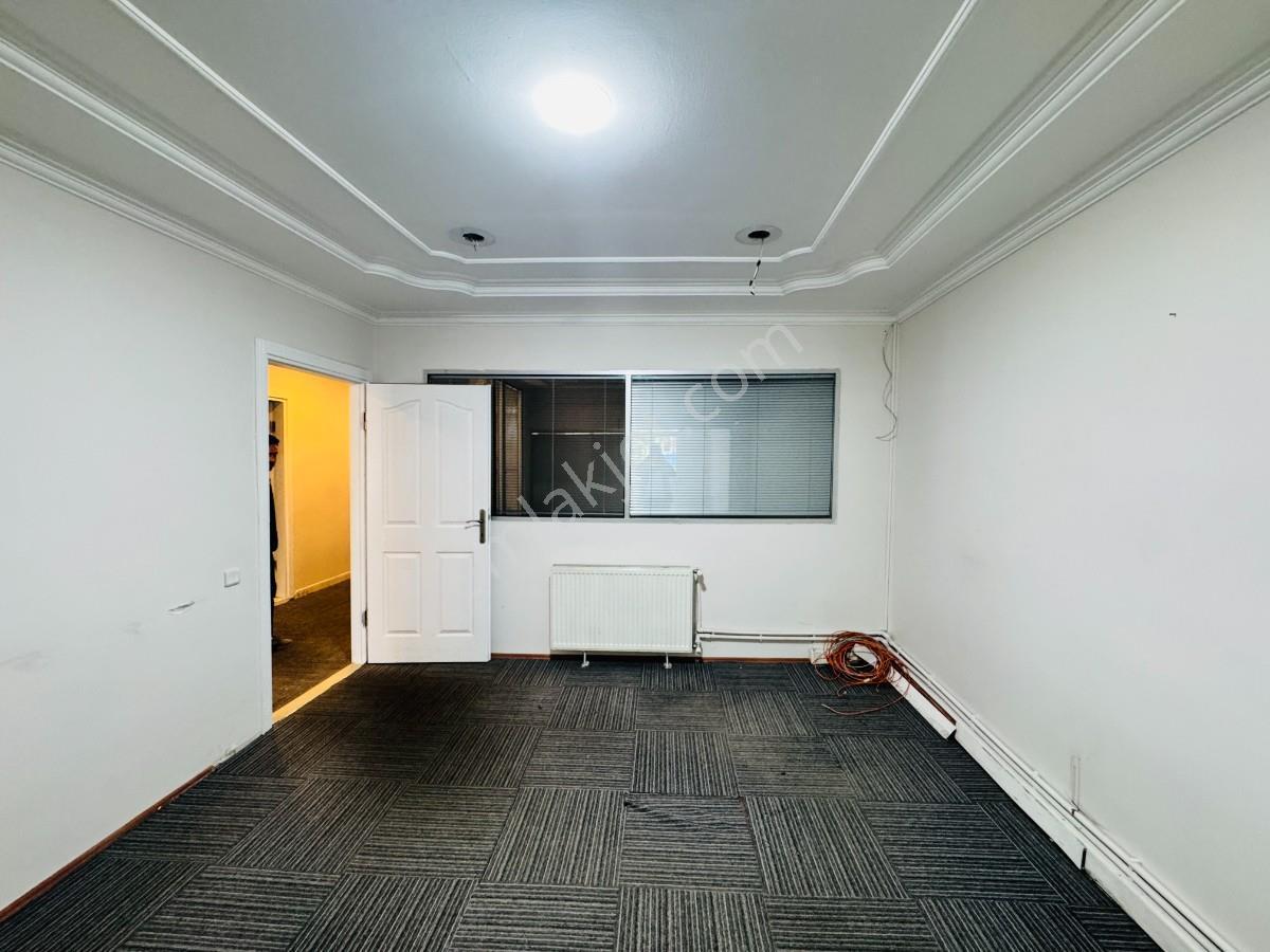 Turyap Alphadan Merkezi Kiralık 3+1 Ofis - Görsel 9