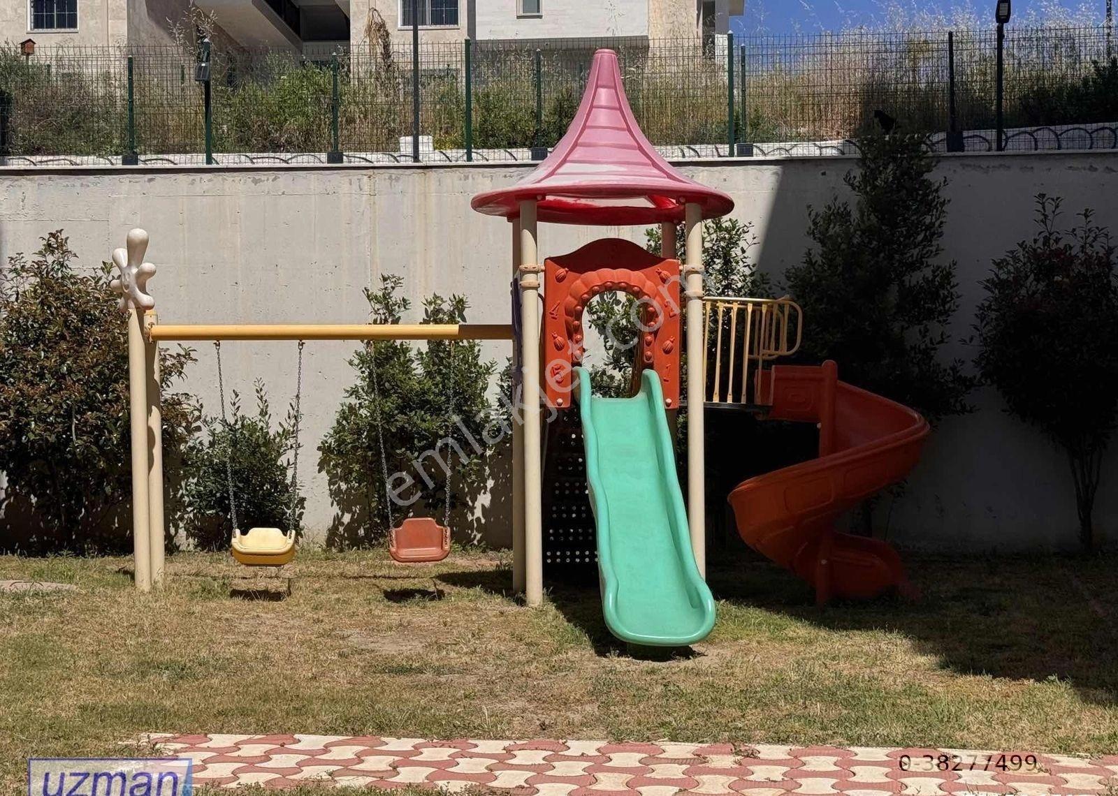 Acil Havuzlu Sitede Deniz Manzaralı Harika Daire - Görsel 14