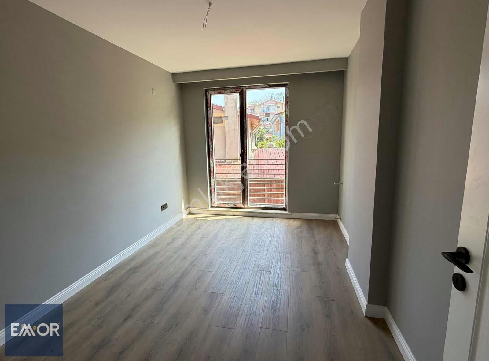 Güzelyalı Mahallesinde 185 M2 4+1 Satılık Sıfır Lüks Daire - Görsel 15
