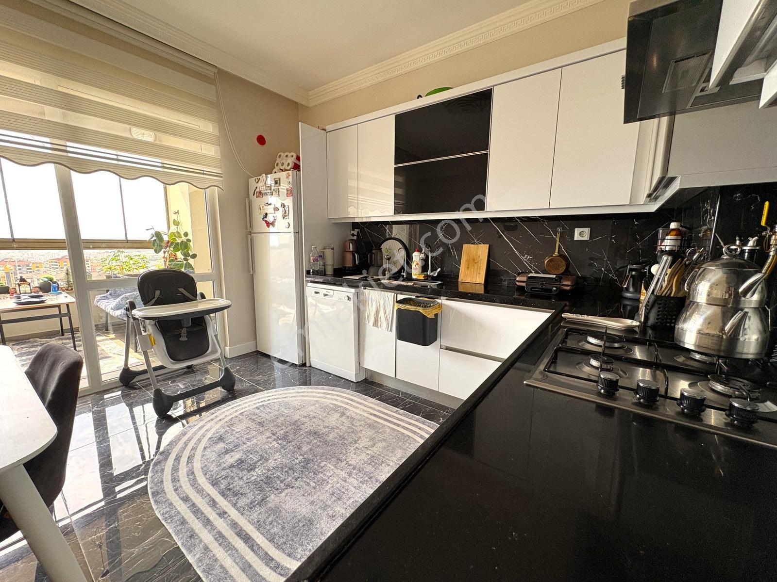 Kuzeykent Derya Doğuş Sitesi Kiracılı,kapalı Otoparklı 3+1 Daire - Görsel 7