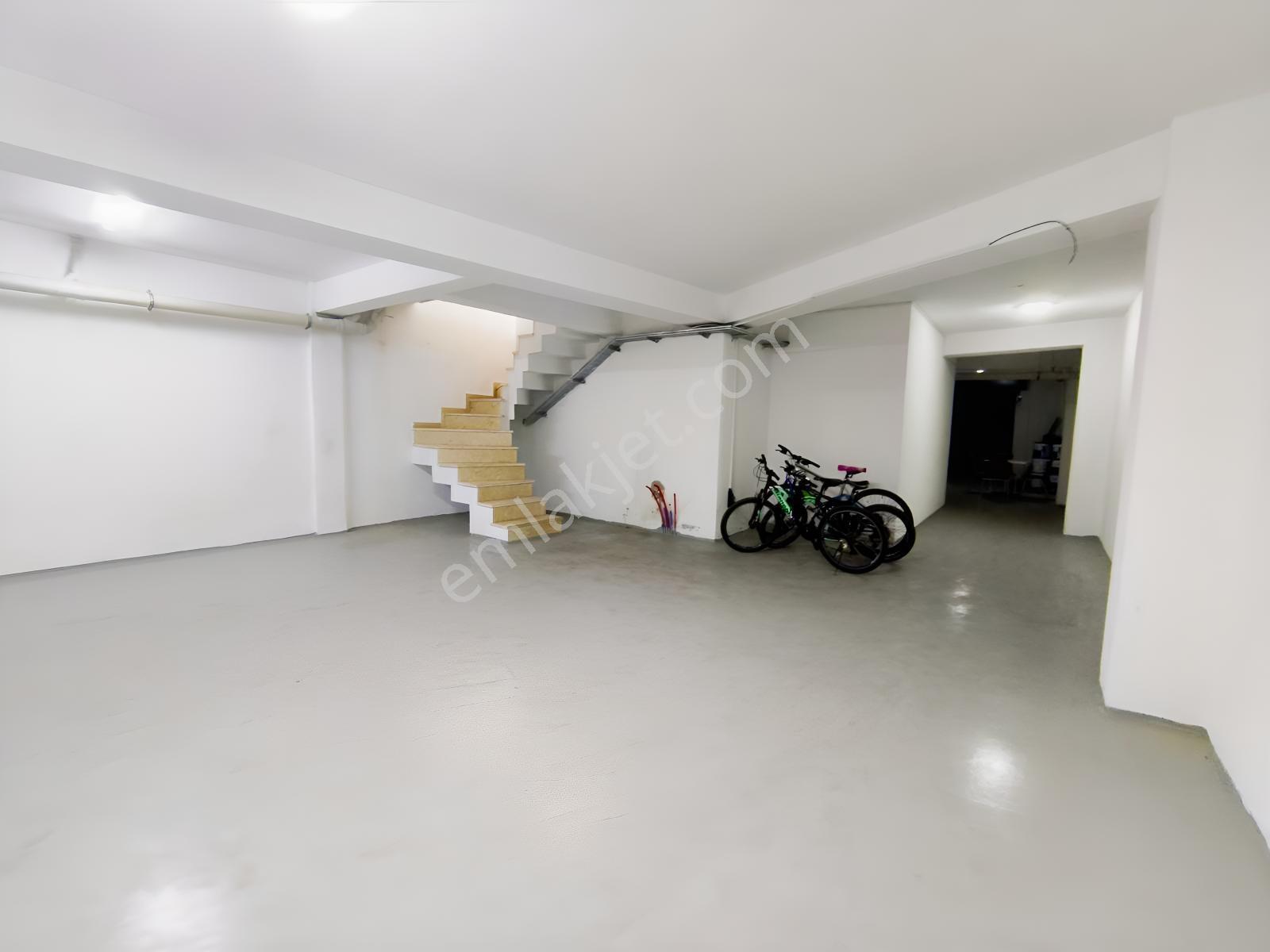 Ana Cadde Üzeri Otoban Bağlantı Yanı Depo Girişli 400 M² Kiralık - Görsel 35