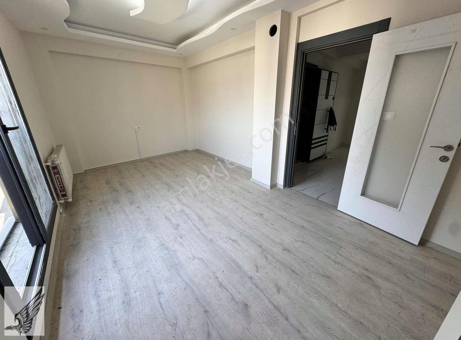 Yeni Bina Kapalı Otoparklı Doğalgazlı Geniş 2+1 Belediye Yakını - Görsel 24