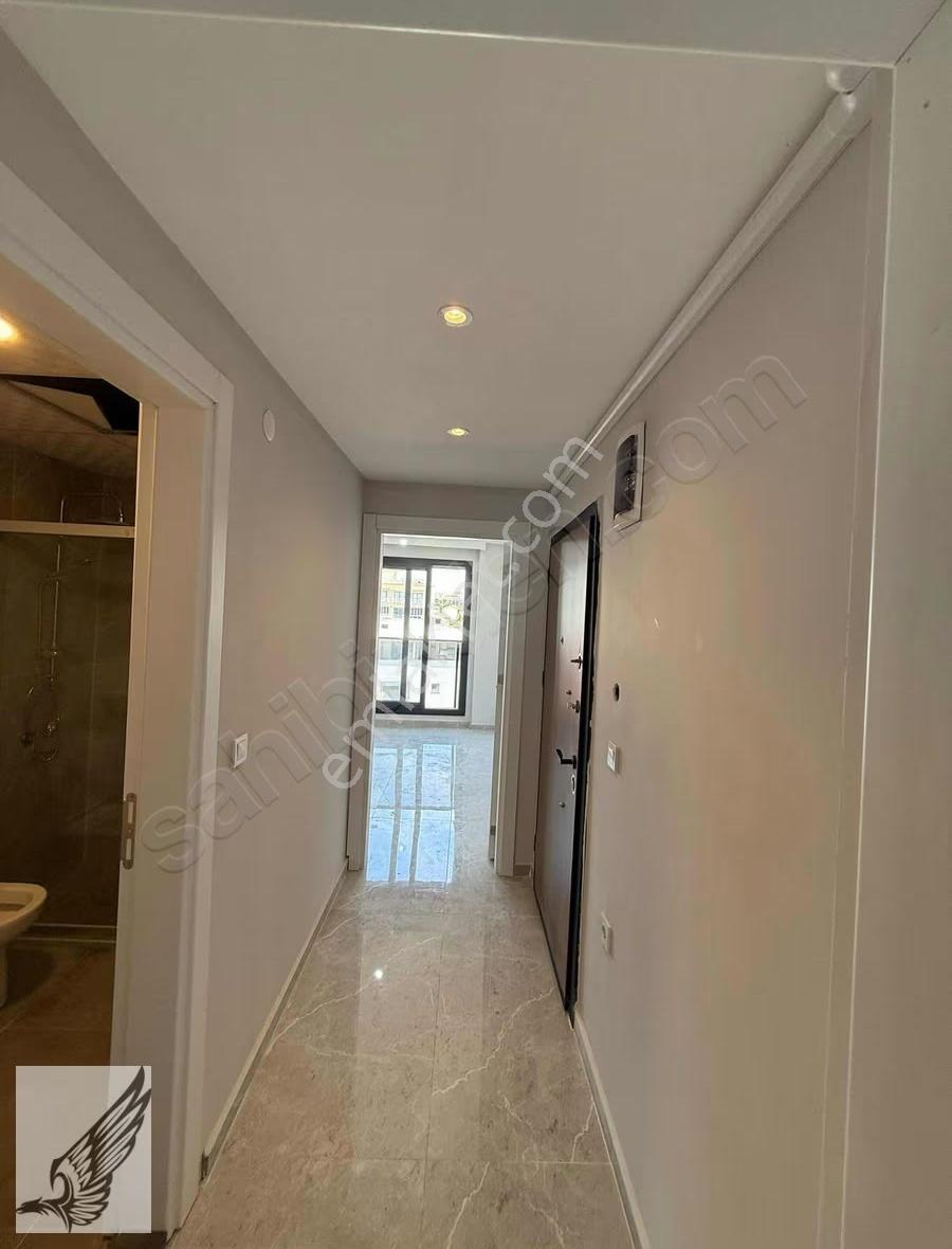 Seferihisar Merkezde Kiralık 1+1 Daire - Görsel 14