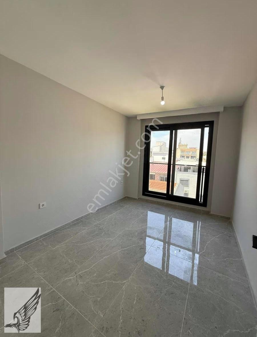 Seferihisar Merkezde Kiralık 1+1 Daire - Görsel 13