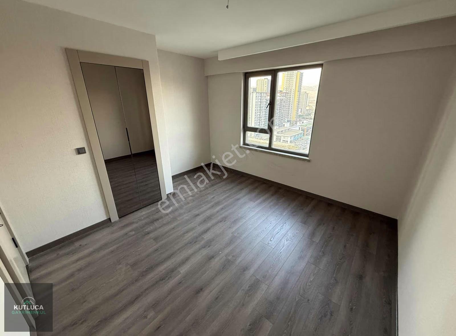 4+1 Cadde Üzeri Okul Market Yakın Sosyal Donatılı Emsalsiz Daire - Görsel 13