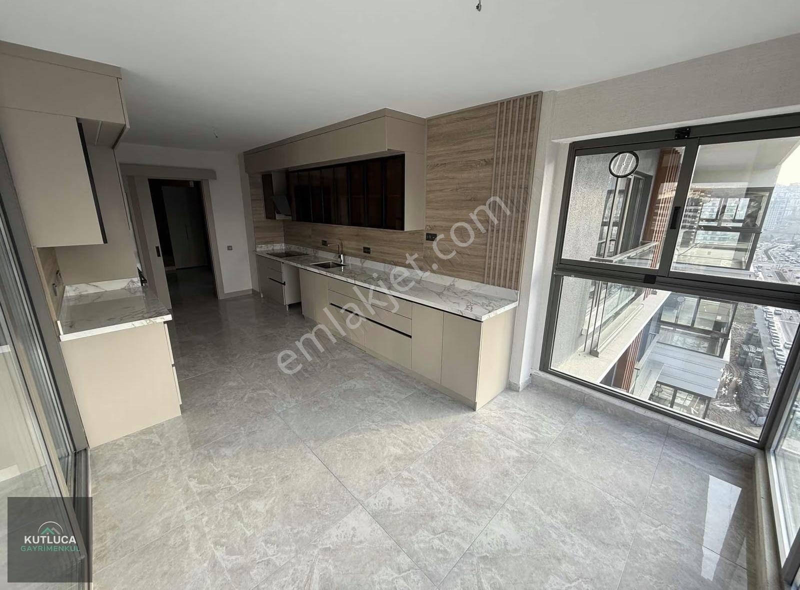 4+1 Cadde Üzeri Okul Market Yakın Sosyal Donatılı Emsalsiz Daire - Görsel 26