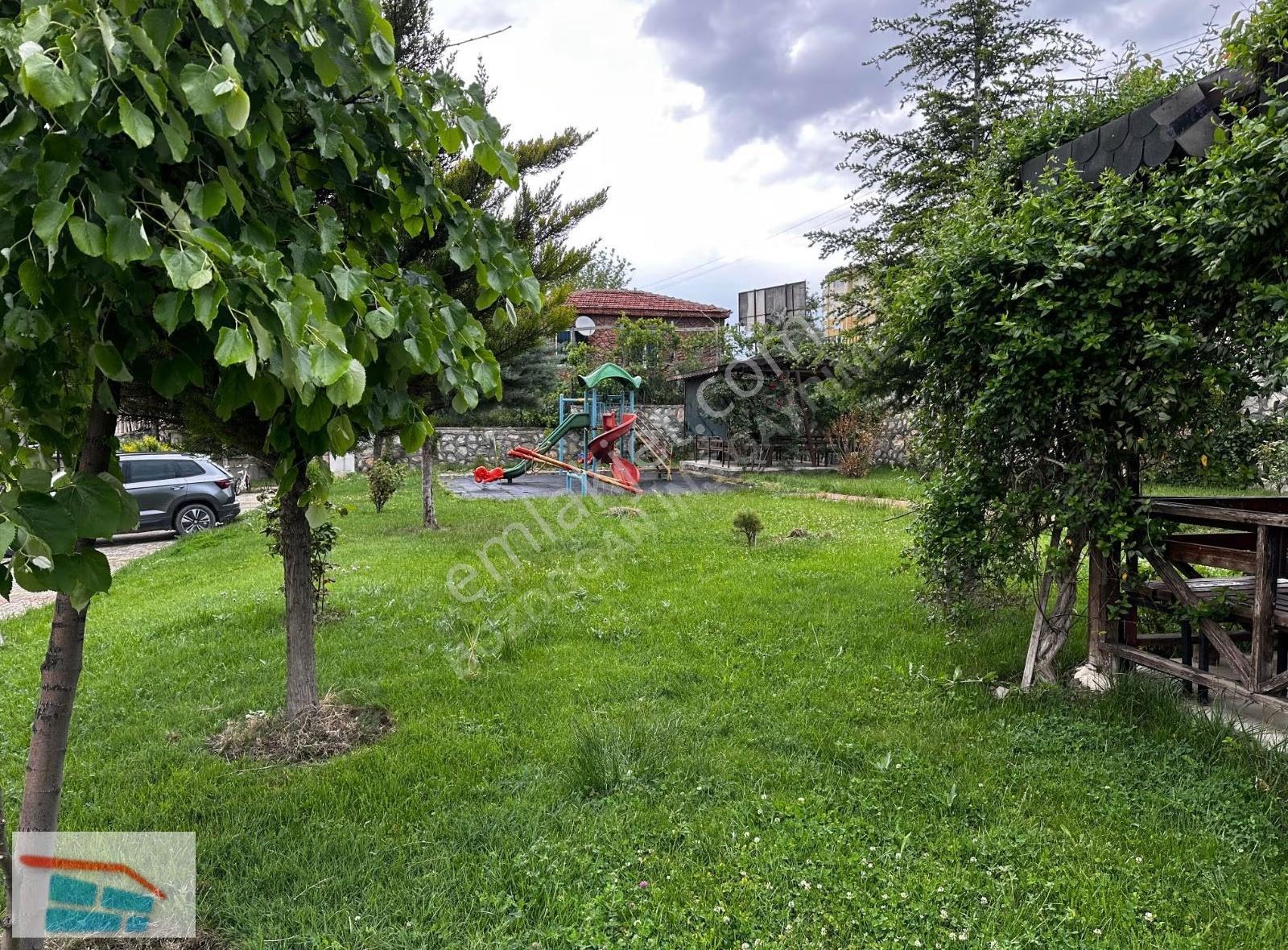 Bozdoğandan Aşabğlarda Site İçinde Satılık 4+1 Daire - Görsel 23