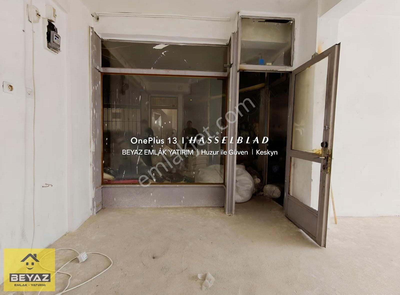 Tarihi Sungur Çarşısında 3.katta 20 M² Satılık Ofis Büro - Görsel 12