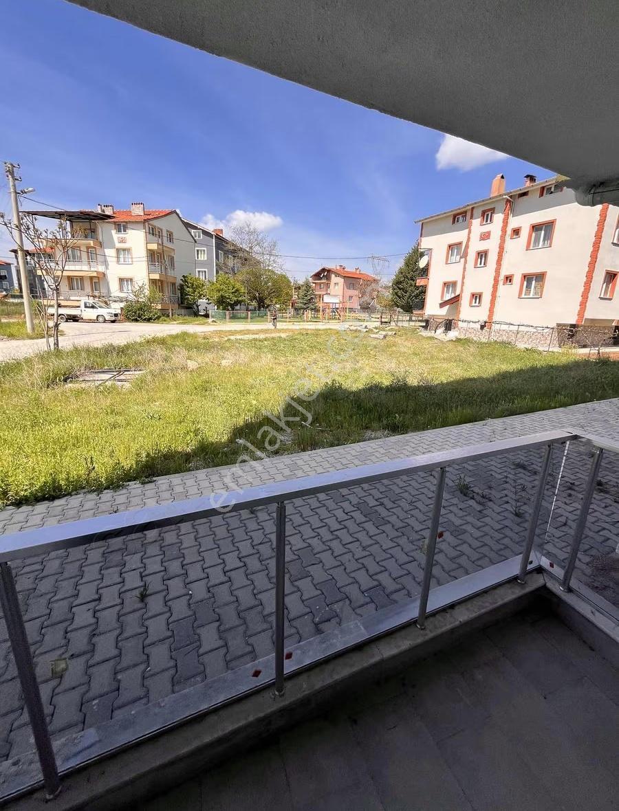 Banazköyü Yolu 2+1 Giriş Kat Kullanıma Hazır Daire - Görsel 4
