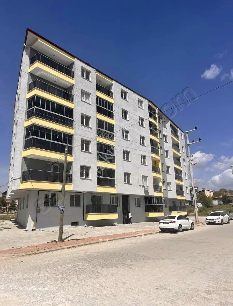 Banazköyü Yolu 2+1 Giriş Kat Kullanıma Hazır Daire