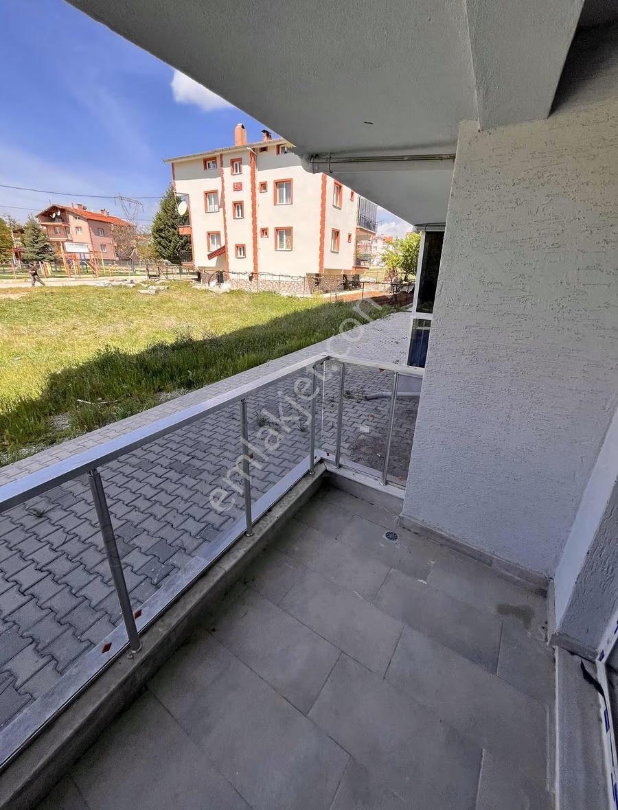 Banazköyü Yolu 2+1 Giriş Kat Kullanıma Hazır Daire - Görsel 7