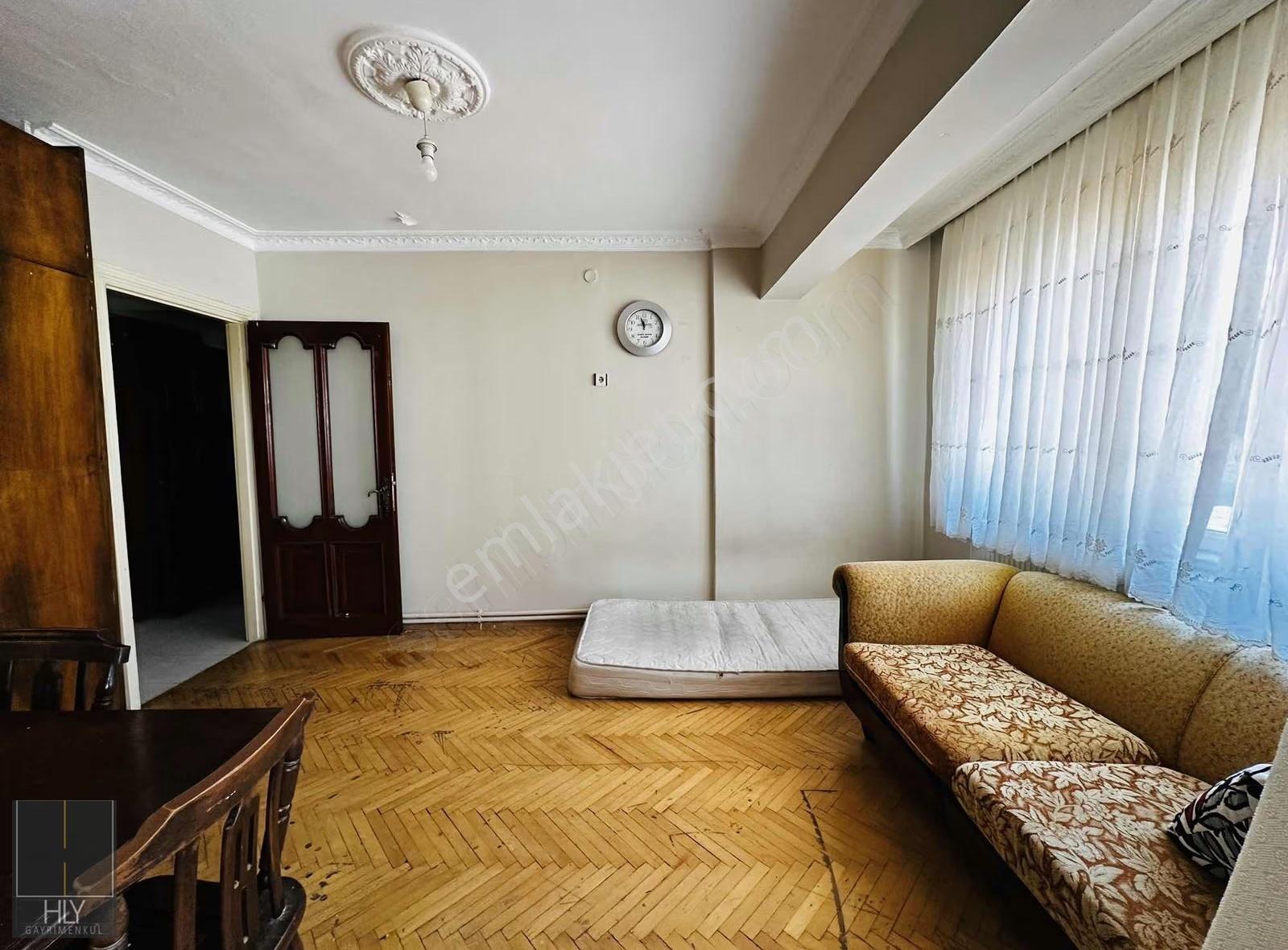 Hly'den Çarşı Merkezde Kiralık 3+1 Daire - Görsel 11
