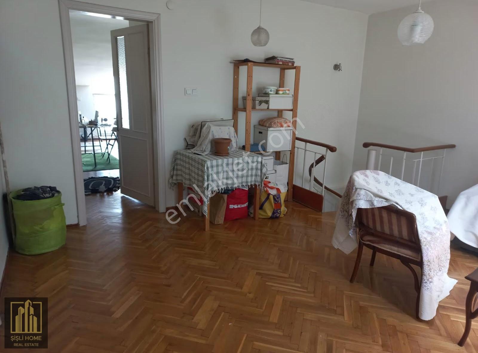 Perihan Sokakda Dubleks 180 M2 5+1 Asansörlü Lüks Daire - Görsel 24