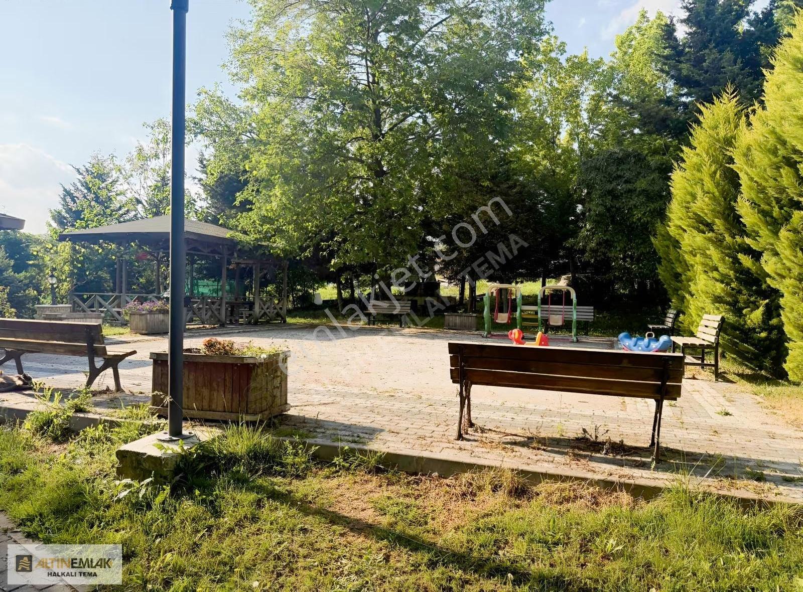 Atakent'te Satılık 1+1 Daire, 57m² Net, Lüks Yapılı Fırsat! - Görsel 12