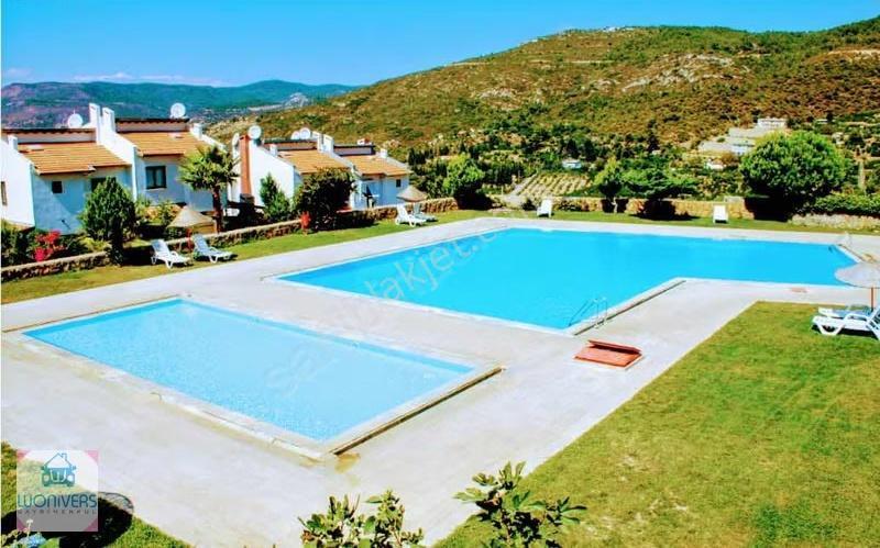 Wonivers'den Yakamoz Sitesinde Yazlık 3+1 Kiralık Villa