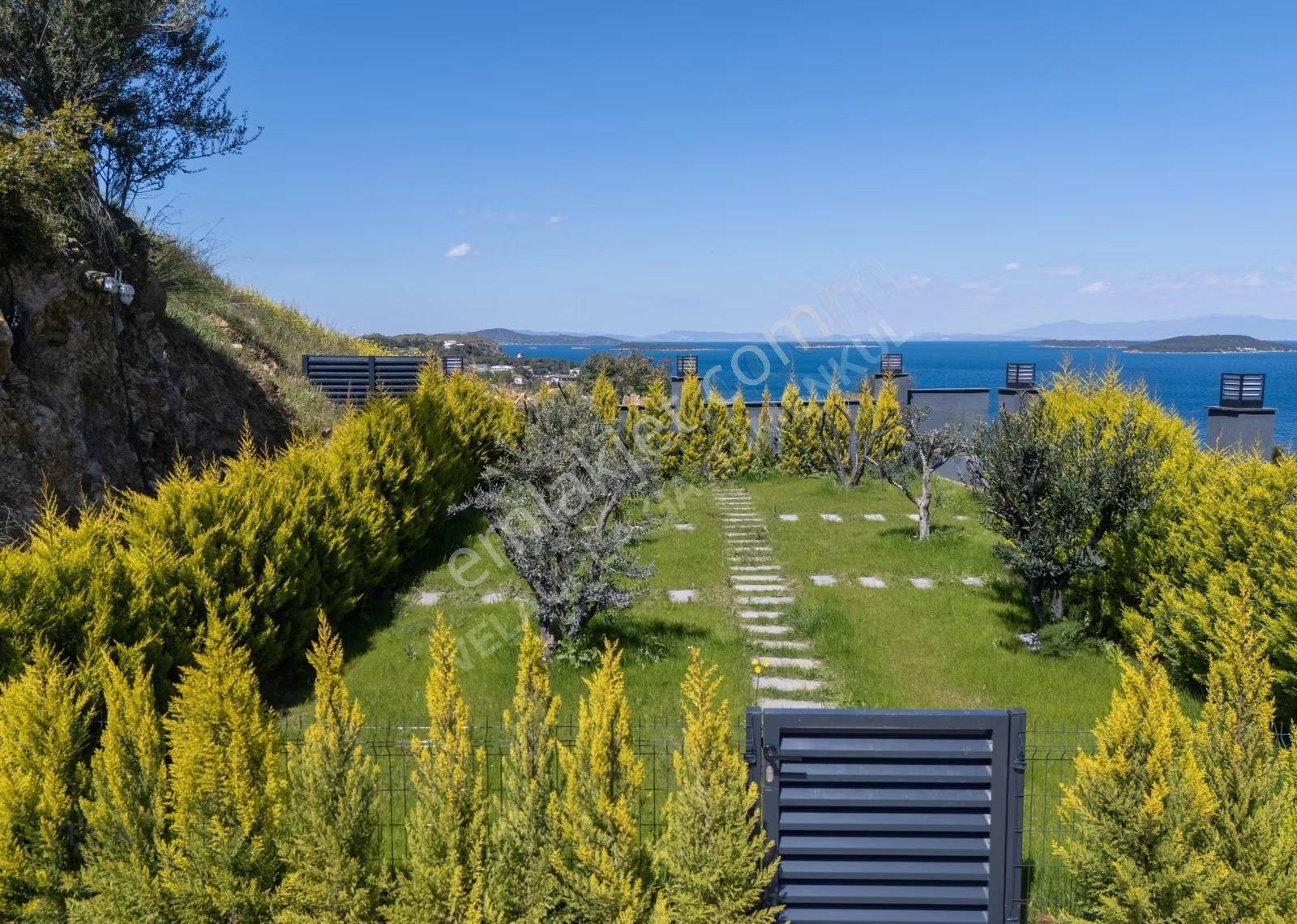 Urla İskele Deniz Manzaralı Sonsuzluk Havuzlu Kiralık 4+1 - Görsel 14